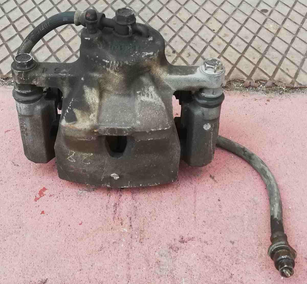 PINZA FRENO ANT DX TOYOTA YARIS 1.0 2007 477300D070<br /><br /><br />