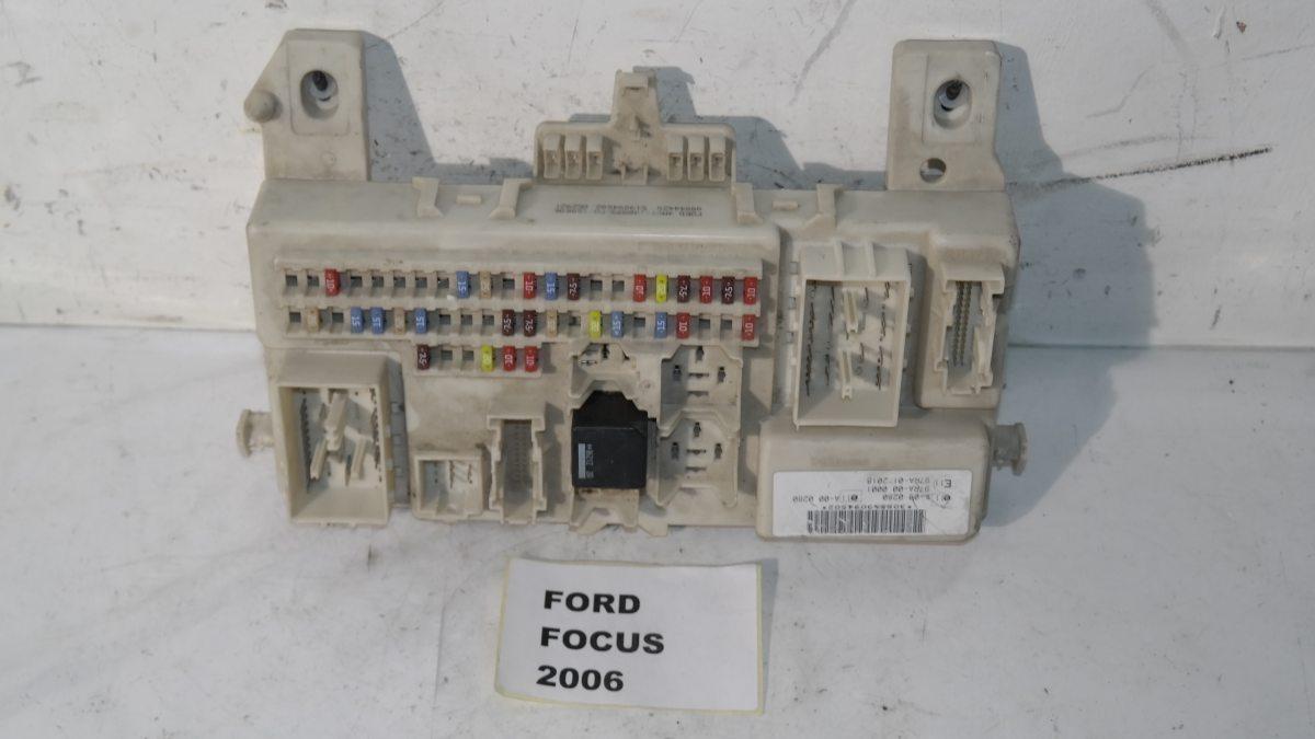 Ford focus 1600 tdi 90 cv 97ra-000001 portafusibili