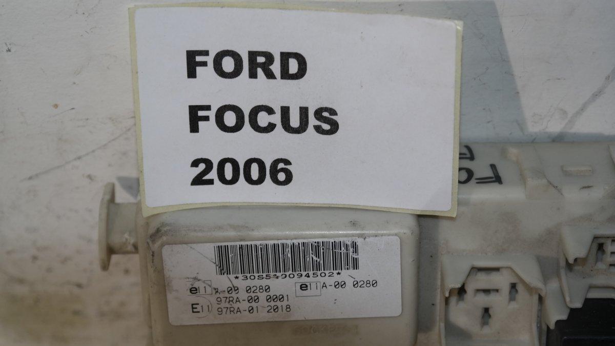 Ford focus 1600 tdi 90 cv 97ra-000001 portafusibili
