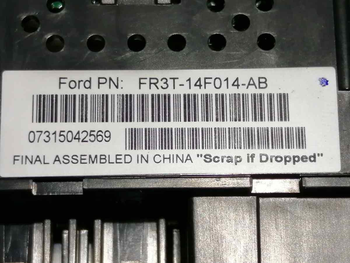 modulo usb micro sd ford focus 2015 fr3t14f014ab<br />