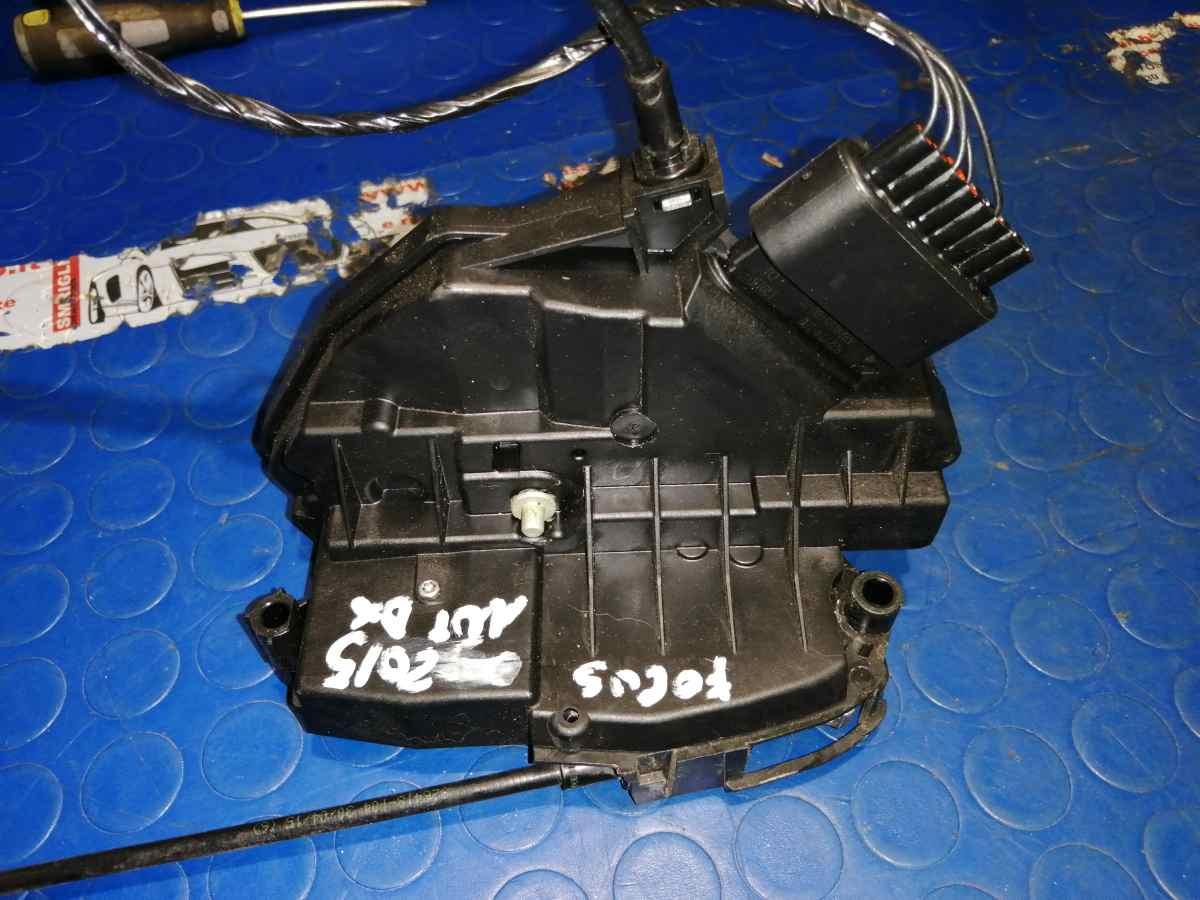 chiusura ant dx ford focus 2015 921760105<br />