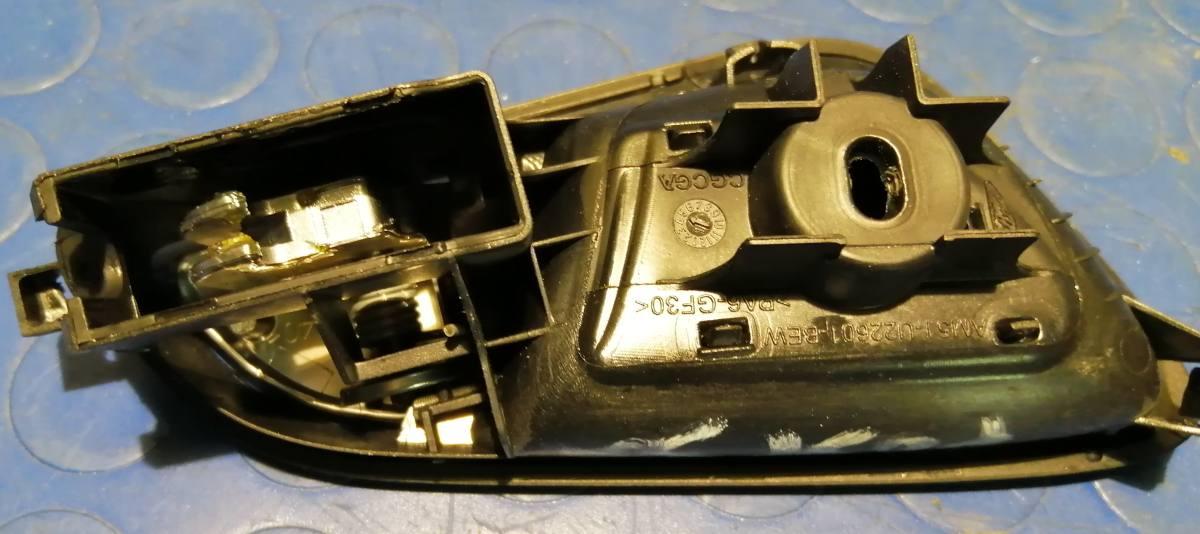 maniglia interna  post sx ford focus sw2015 am51u22601bew<br />