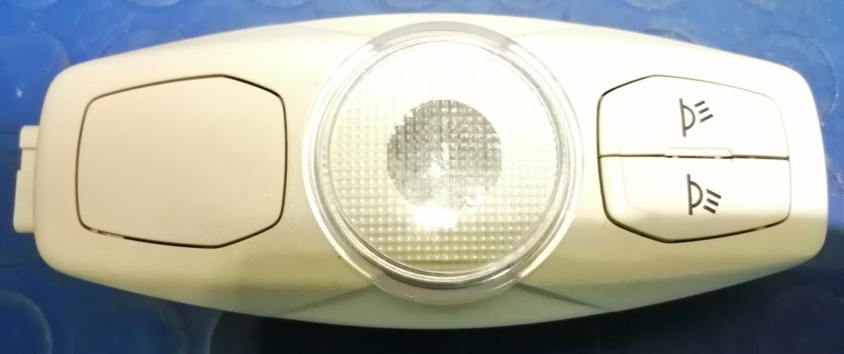 luce interna abitacolo ford focus sw2015 am5113k767bf3am1<br />