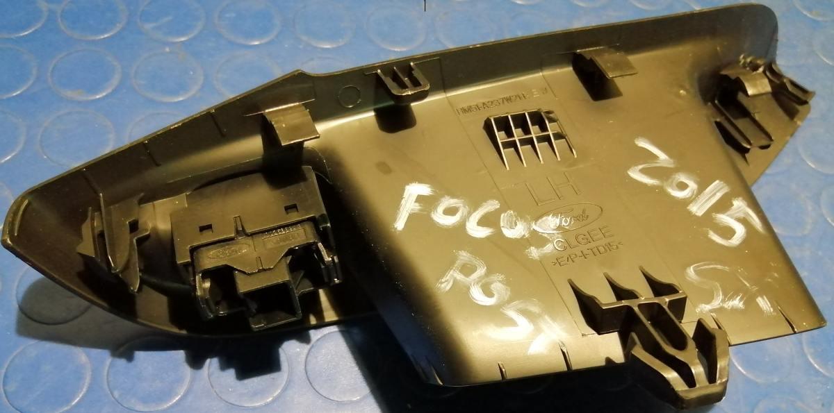 pulsanti alzavetro post sx ford focus sw2015 1850432<br /><br />