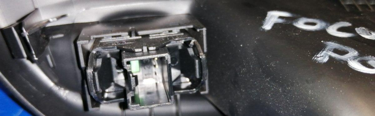pulsanti alzavetro post sx ford focus sw2015 1850432<br /><br />