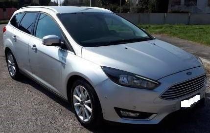 cornice faretto antinebbia  ford focus sw2015 1eb15a298b<br />