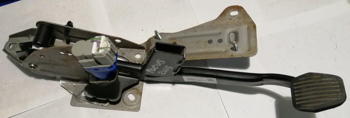 pedale freno ford focus 2015 bv612467gb<br />