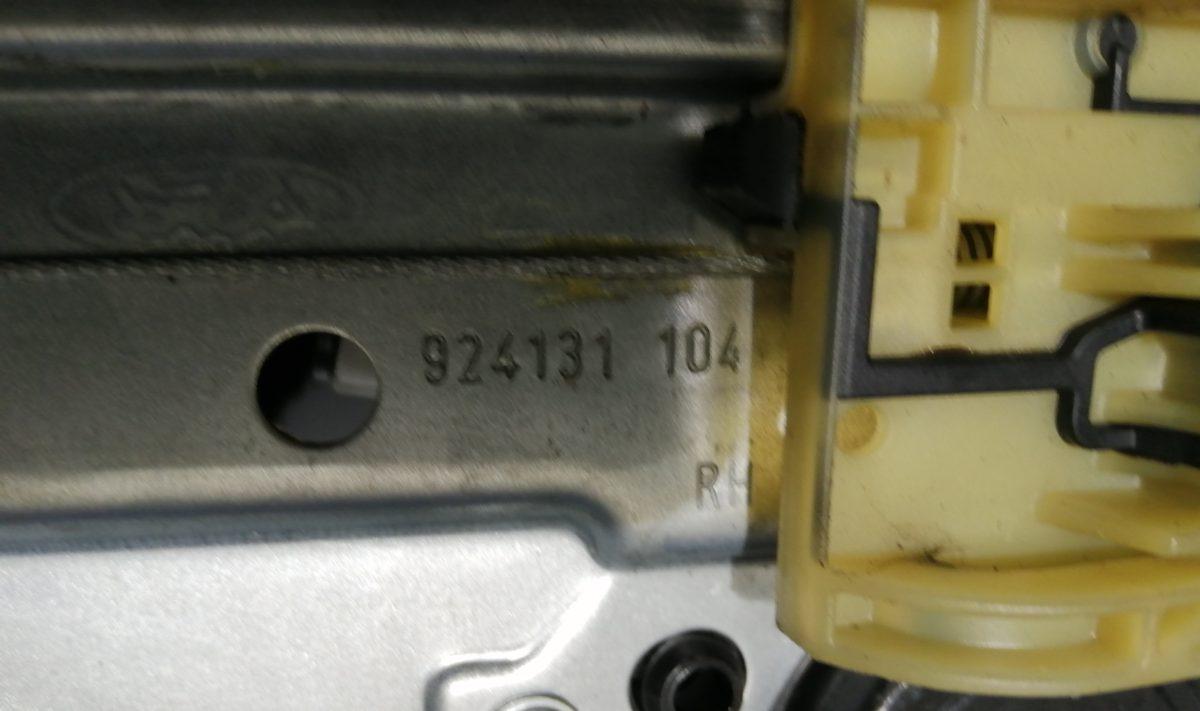 alzacristallo post dx ford focus 2015 bm51a27000be<br />