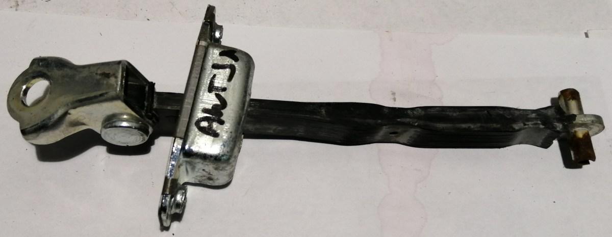 tirante fermo porta suzuki sx4 2007 8181062J02000<br />