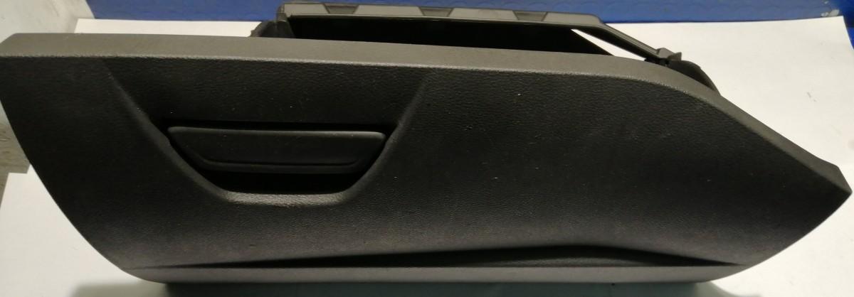 cassetto potaoggetti ford focus 2015 f1eba06044<br />