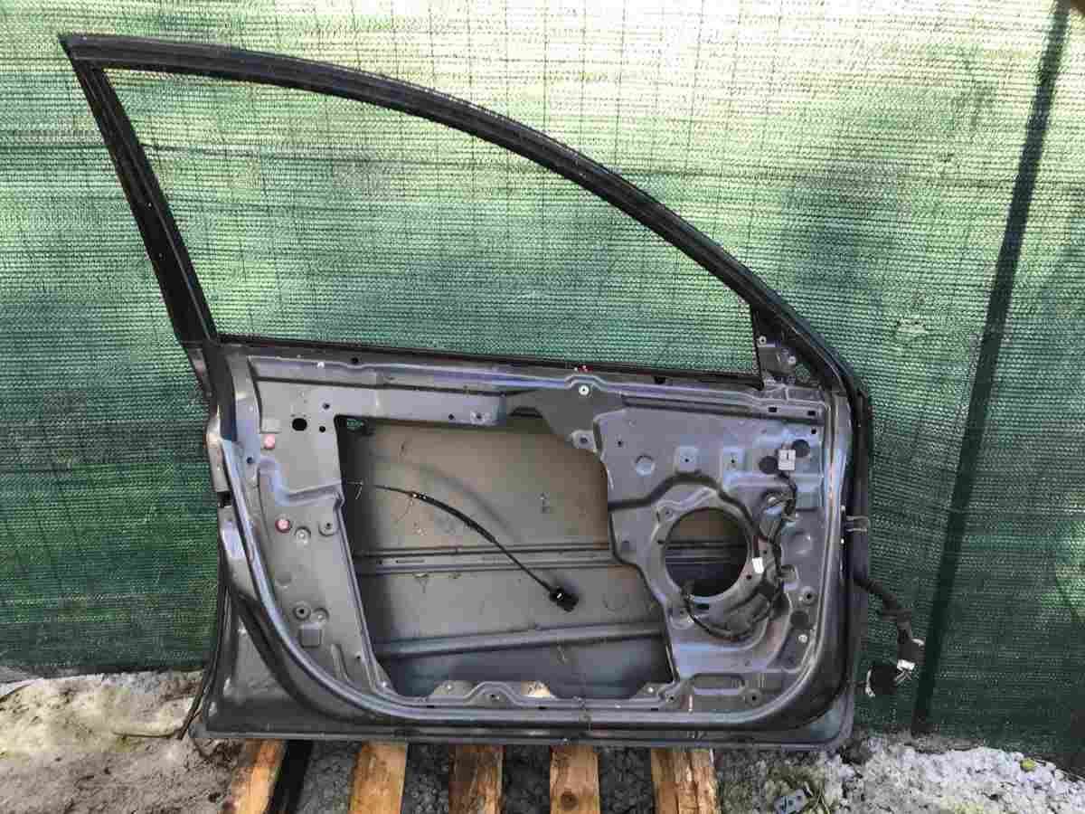 portiera nissan primera ant sx