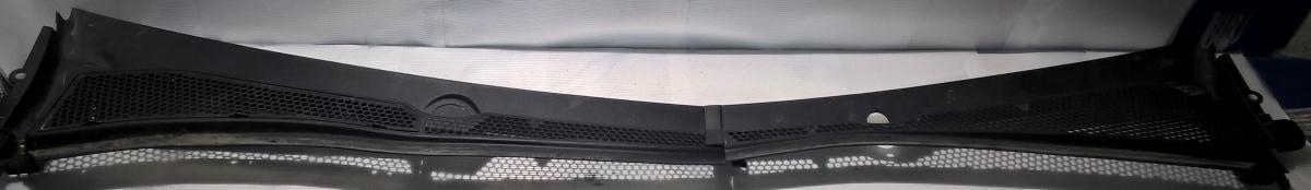 gocciolatoio parabrezza peugeot 208 9673303080