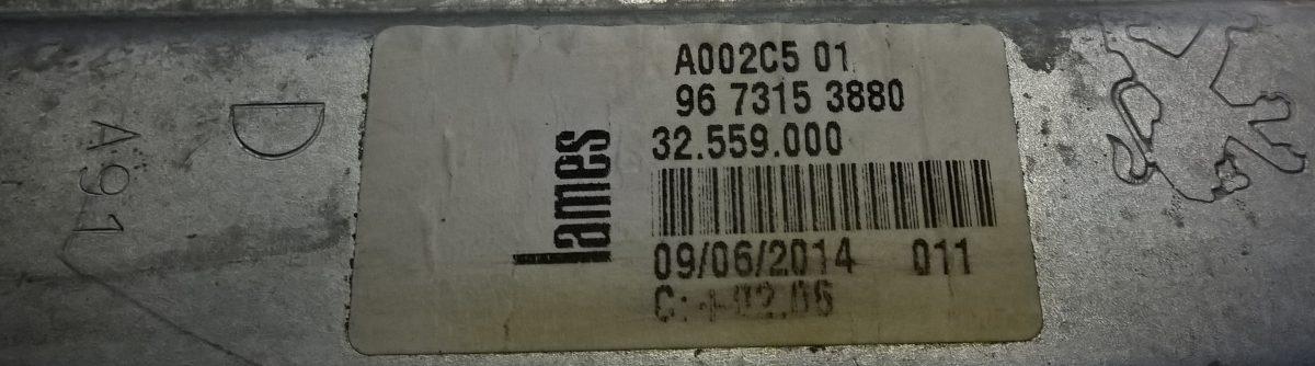 alzavetro manuale post dx peugeot 208 9673153880<br />