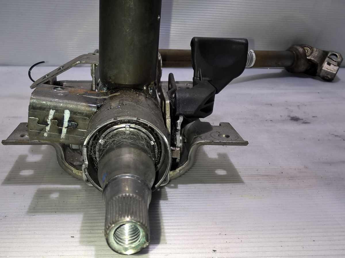 piantone sterzo con blokshaft peugeot 208 61njzs0627098<br />