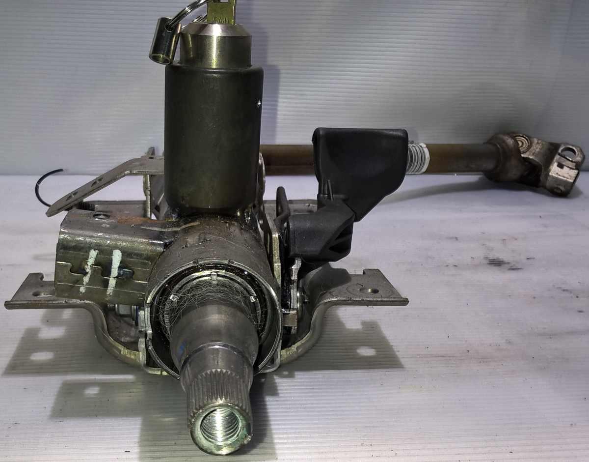 piantone sterzo con blokshaft peugeot 208 61njzs0627098<br />