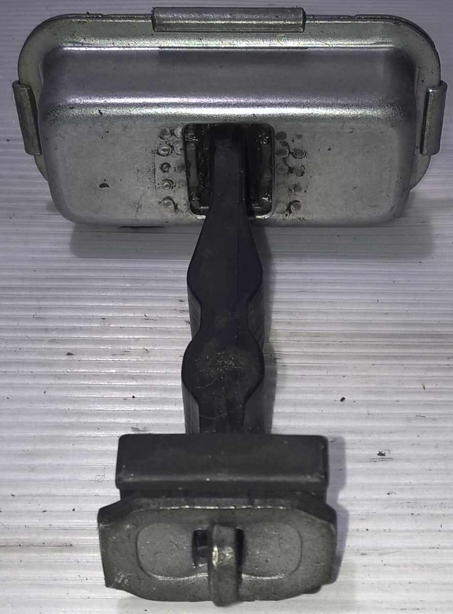 tirante porta anteriore sx peugeot 208 2002060000240<br />