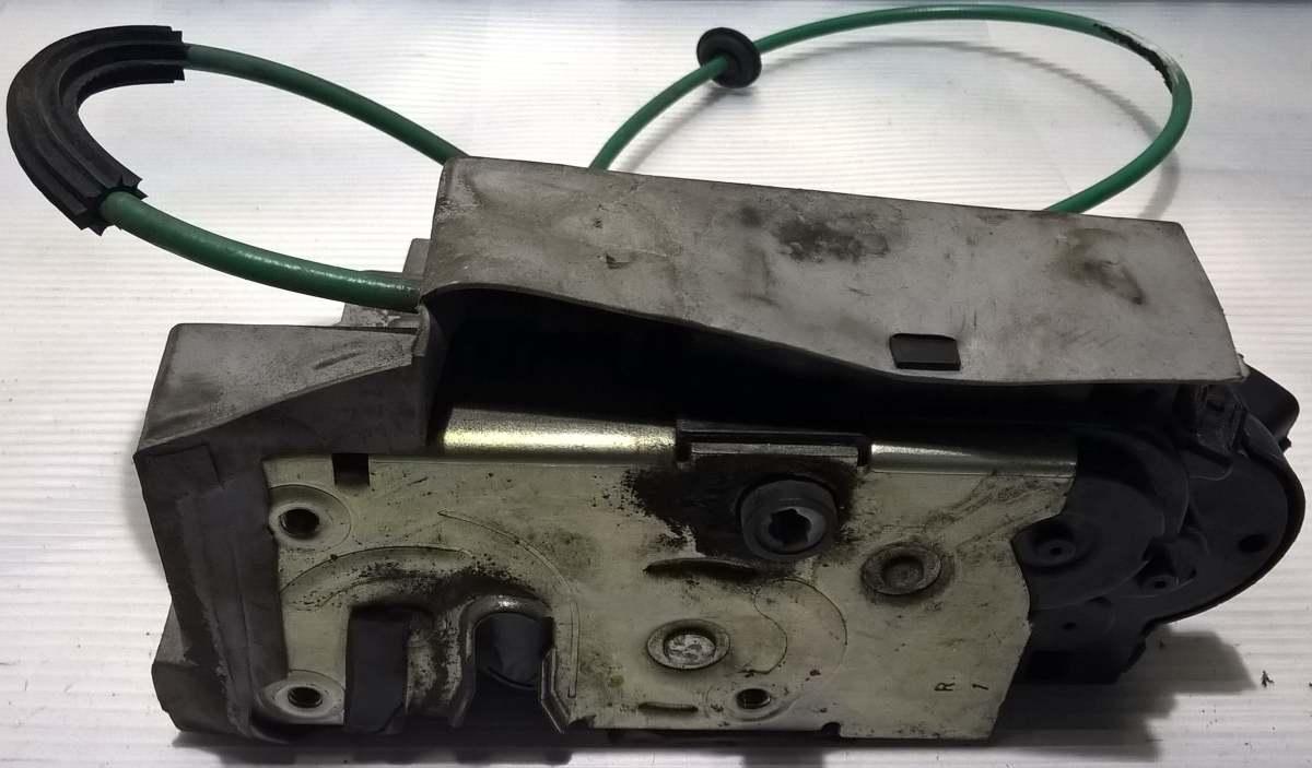 chiusura serratura post dx fiat idea -lancia musa 51708422<br />