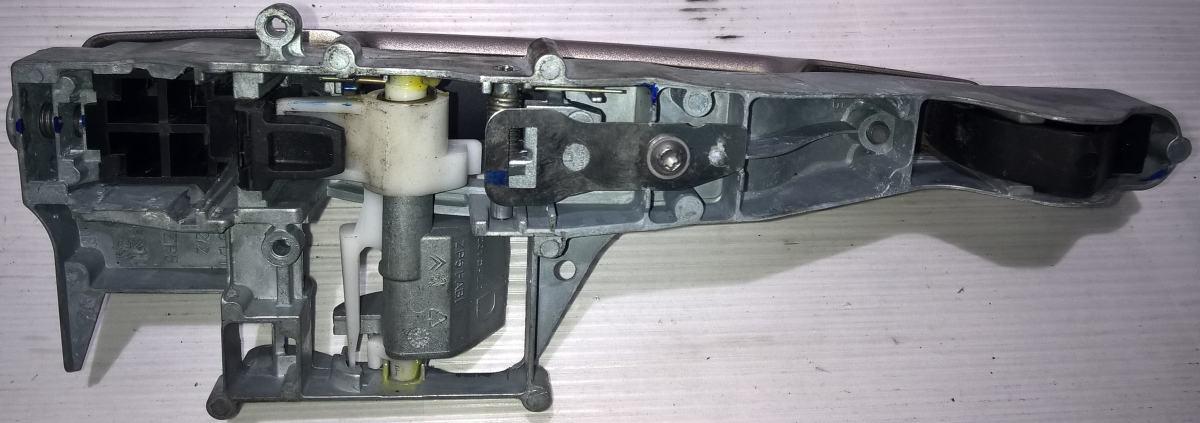 maniglia portiera ant dx peugeot 208 zp5fabi<br />