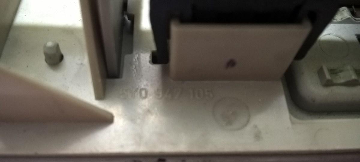 luce interna plafoniera seat ibiza 2002 6y0947105<br />