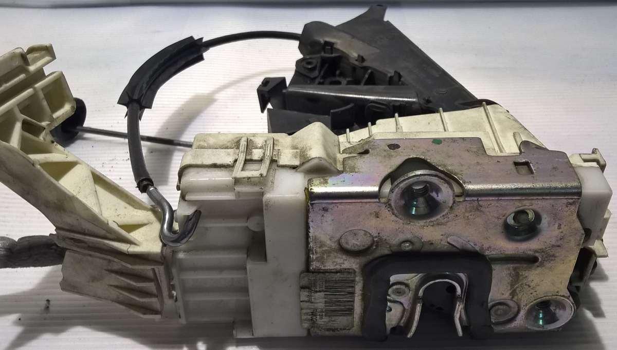 chiusura portiera ant dx mercedes classe A 1697202835q2<br />