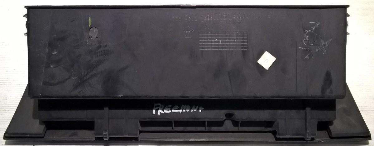 cassetto portaoggetti fiat freemont K1RQ84DX9AA<br />
