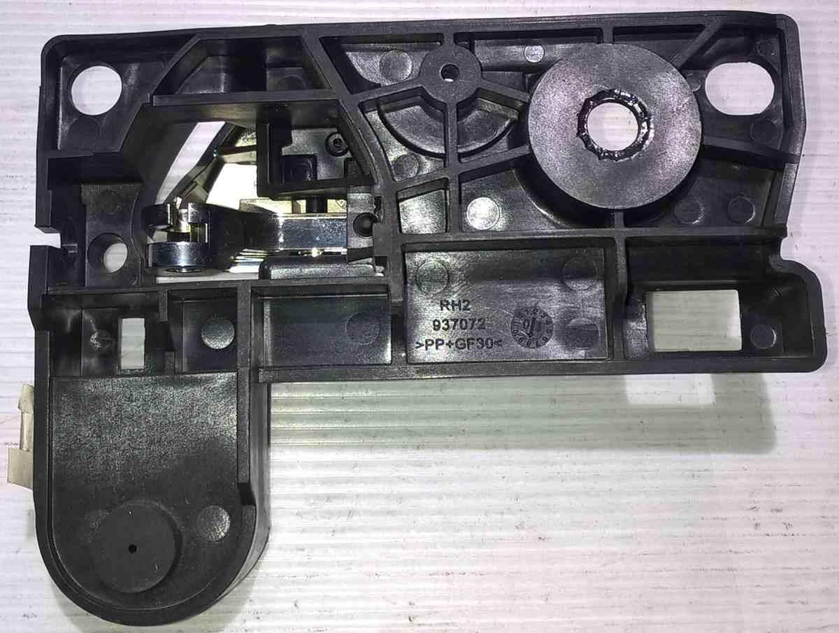 maniglia interna dx fiat freemont K68103386AA<br />