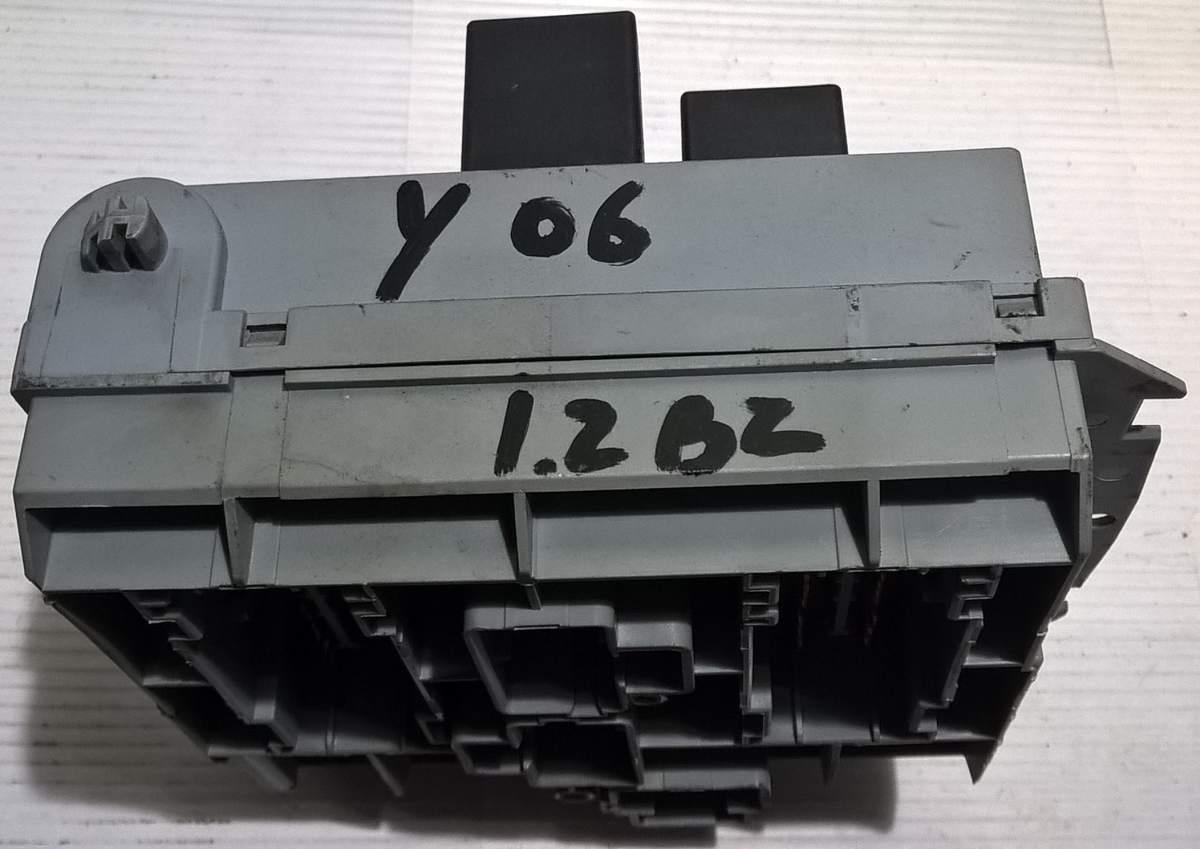 scatola portafusibili lancia y scatola portafusibili 51792195<br />