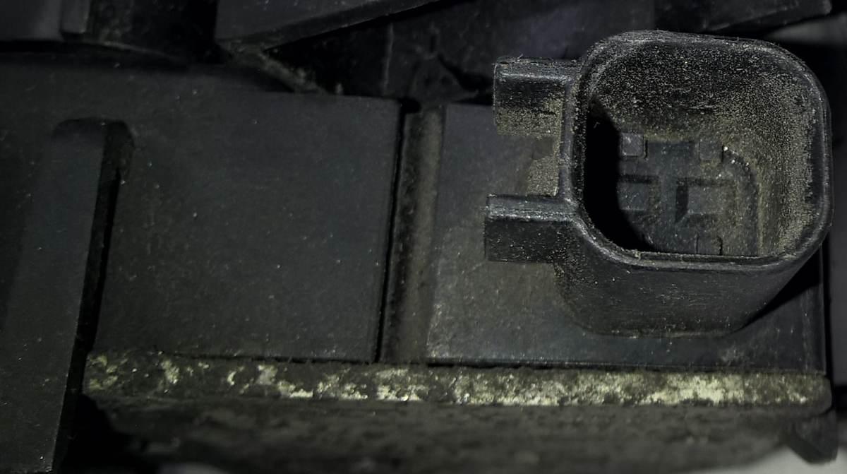 chiusura cilindretto cofano ant ford c max 1535949