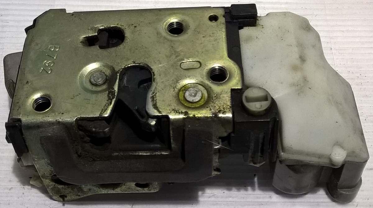 serratura post dx fiat punto 2 serie 46536067