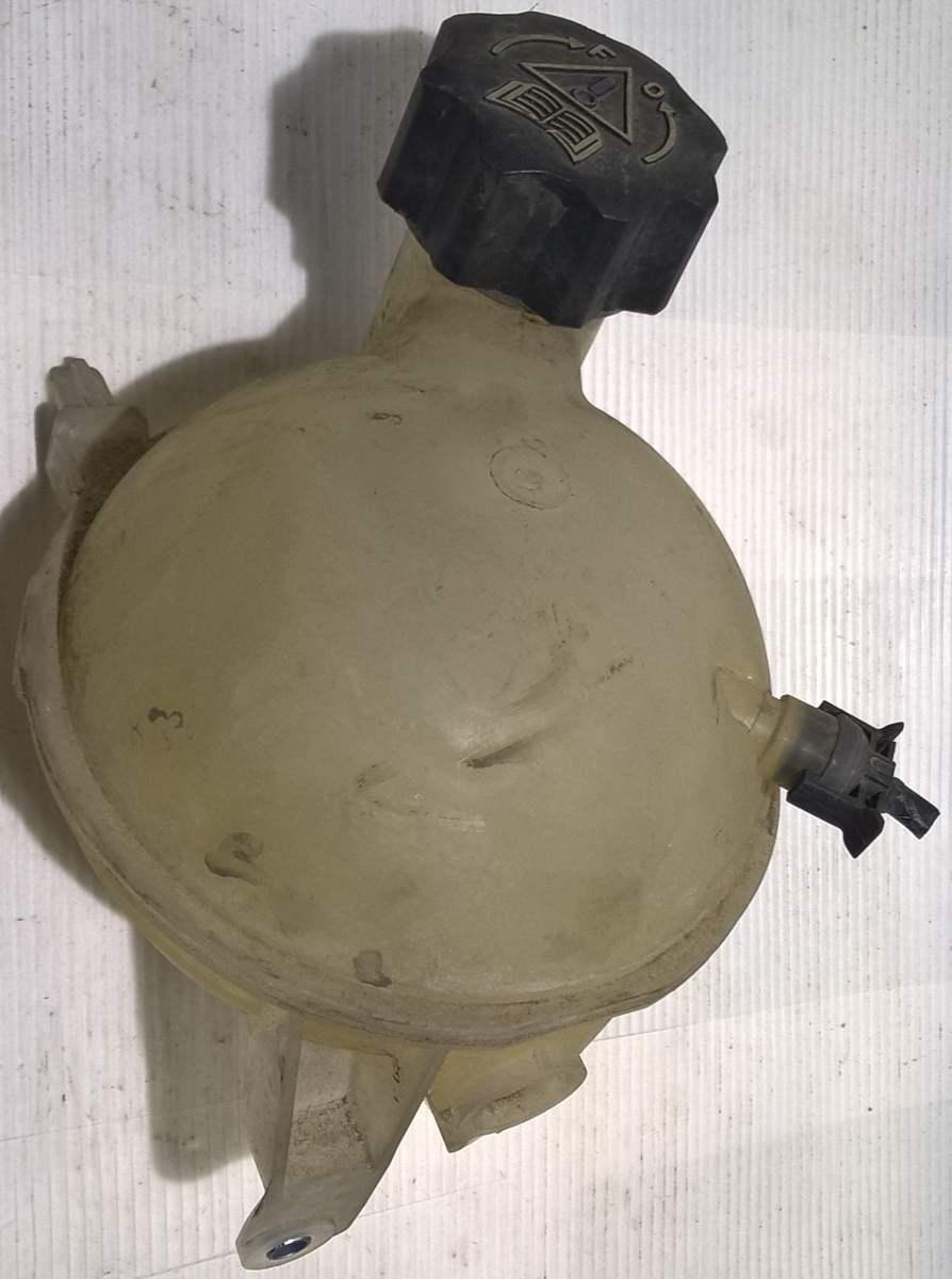 vaschetta acqua radiatore peugeot 308 1600 hdi 1323AH