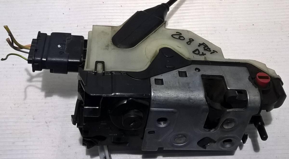 chiusura posteriore dx peugeot 208 9812501380