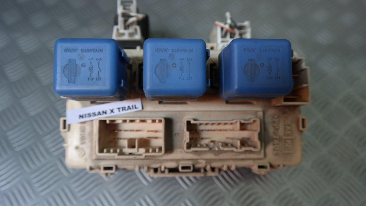 Nissan x-trail pp-t40 portafusibili