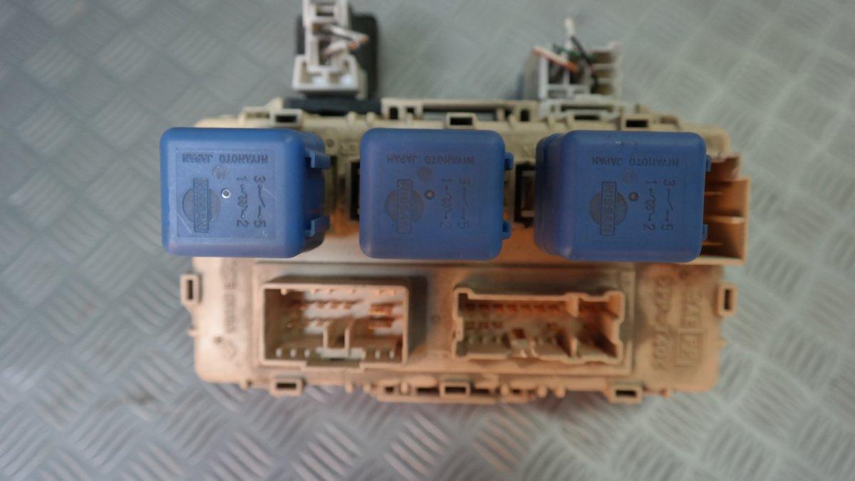 Nissan x-trail pp-t40 portafusibili