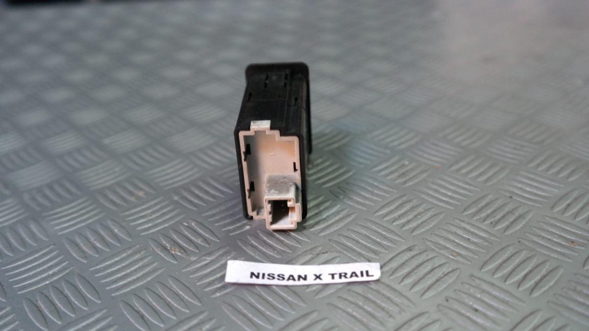 Nissan x-trail pulsante