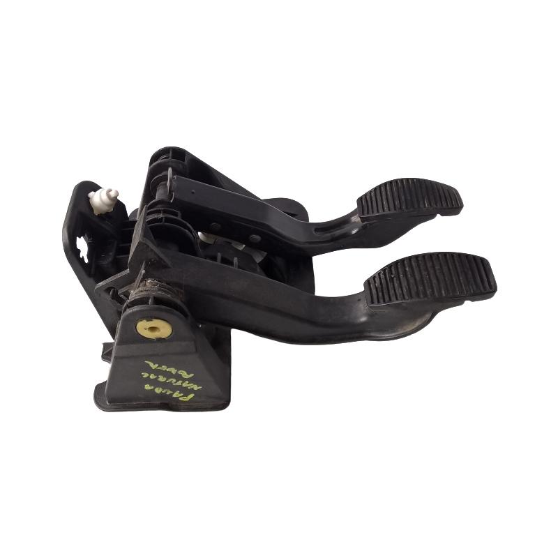 pedaliera freno frizione fiat panda 2007 51804329