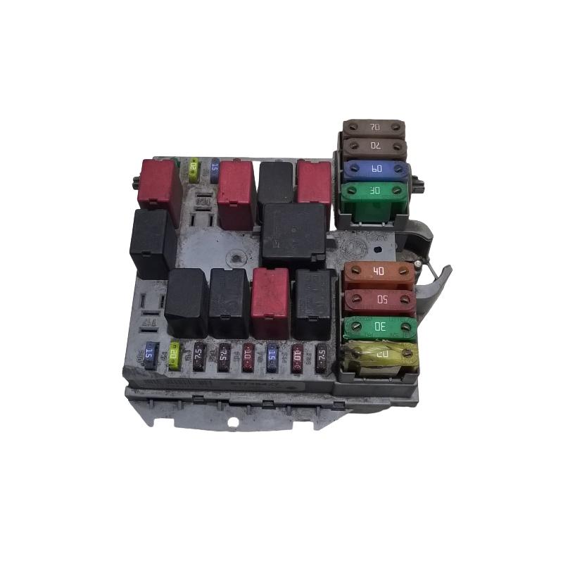 portafusibili lancia musa 1.9 mtj 51739427