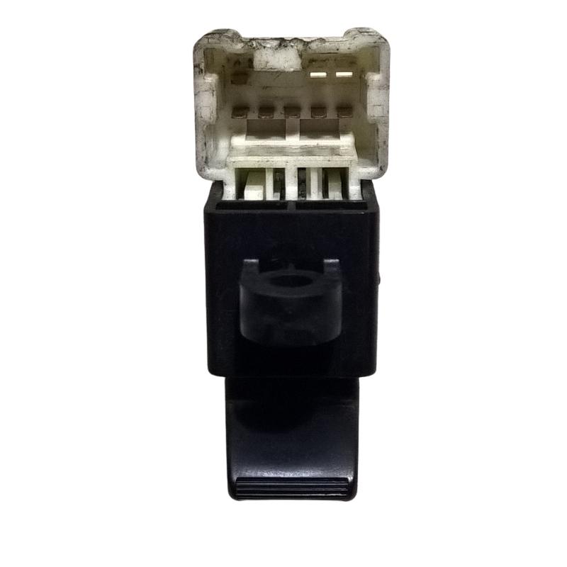 pulsante alzavetro ant dx nissan almera bm520