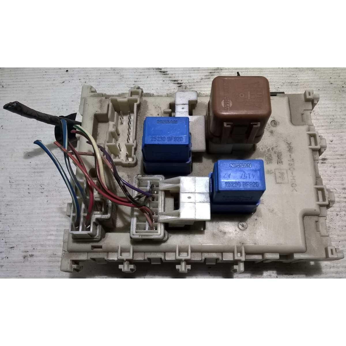 portafusibili nissan almera 243505m310