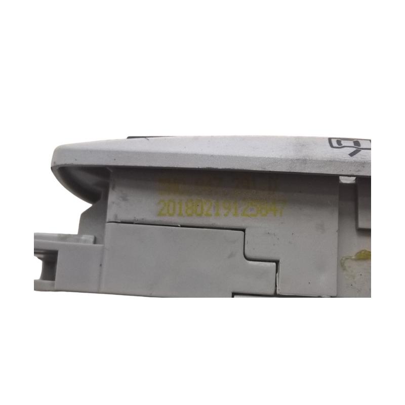 luci di cortesia post skoda fabia 2018 5N0947291DY20