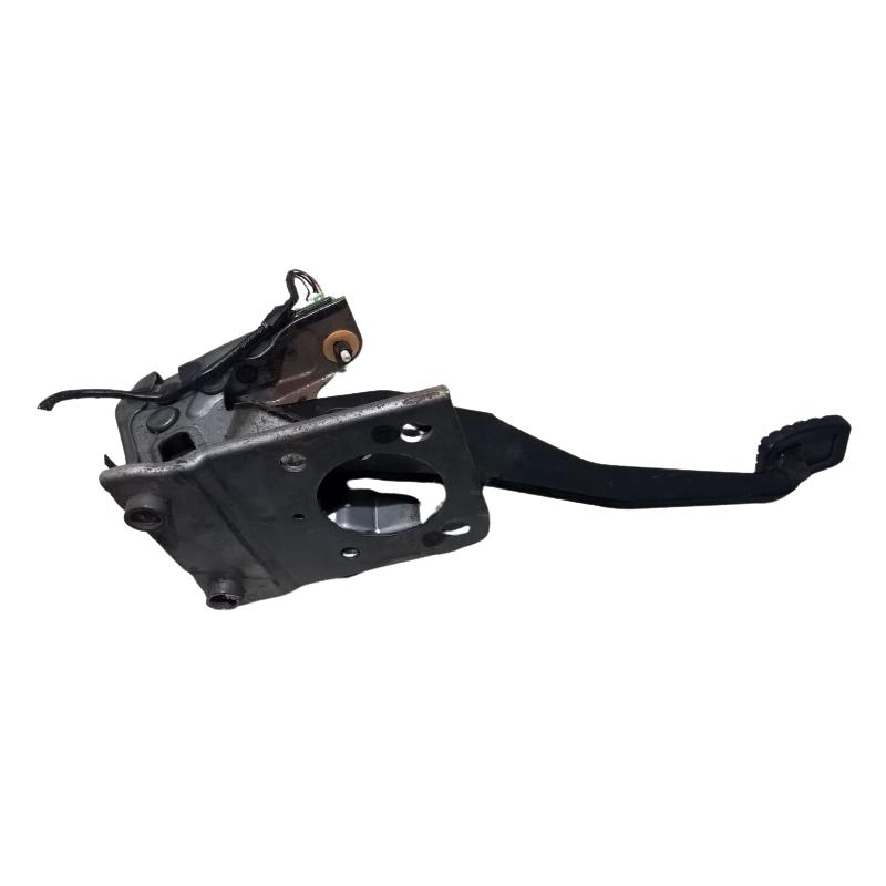 pedale freno mitsubishi outlander 4620A160