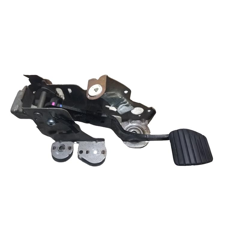 pedale freno renault scenic x mode 465010016r
