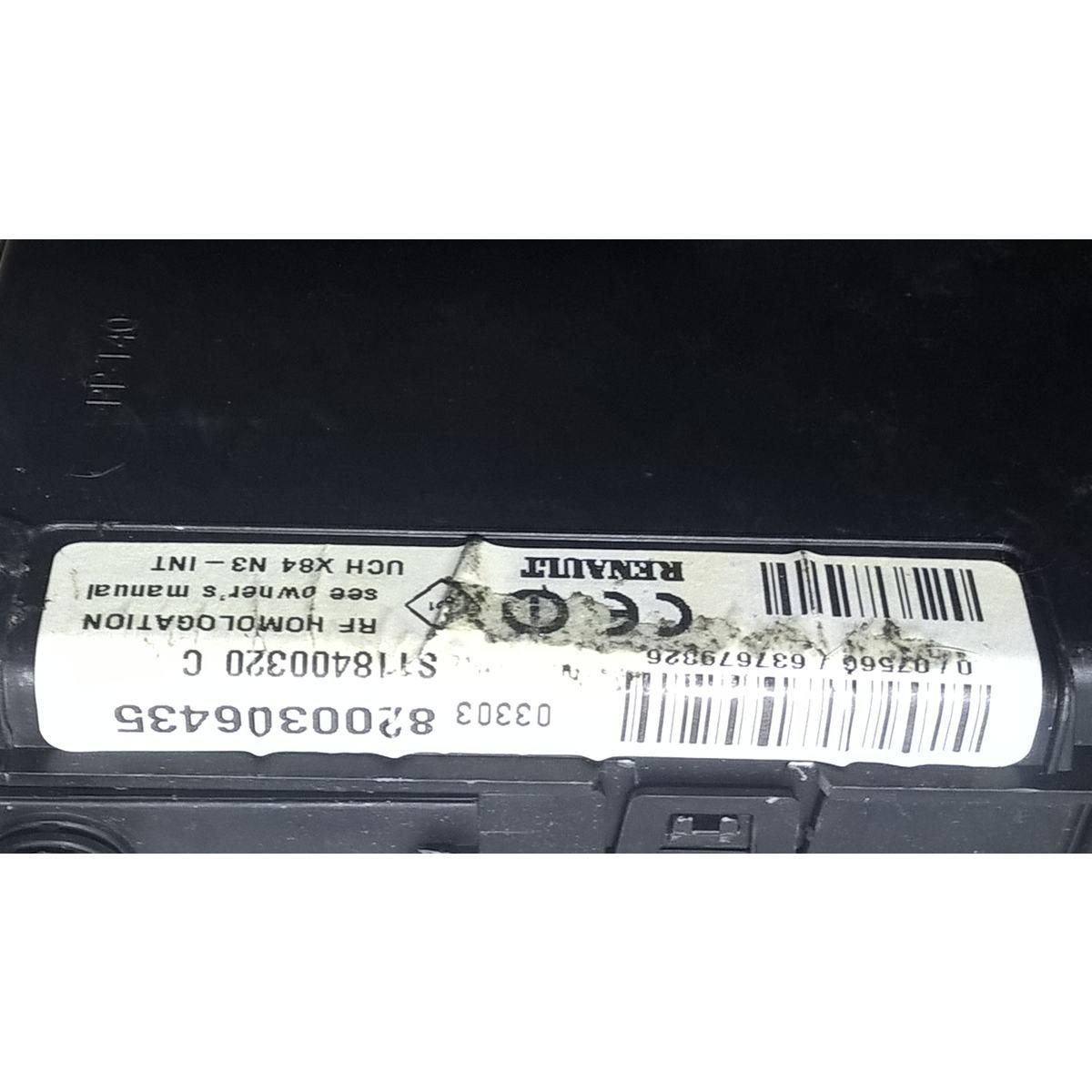 body computer renault megane 1.5 dci 2005 8200306435