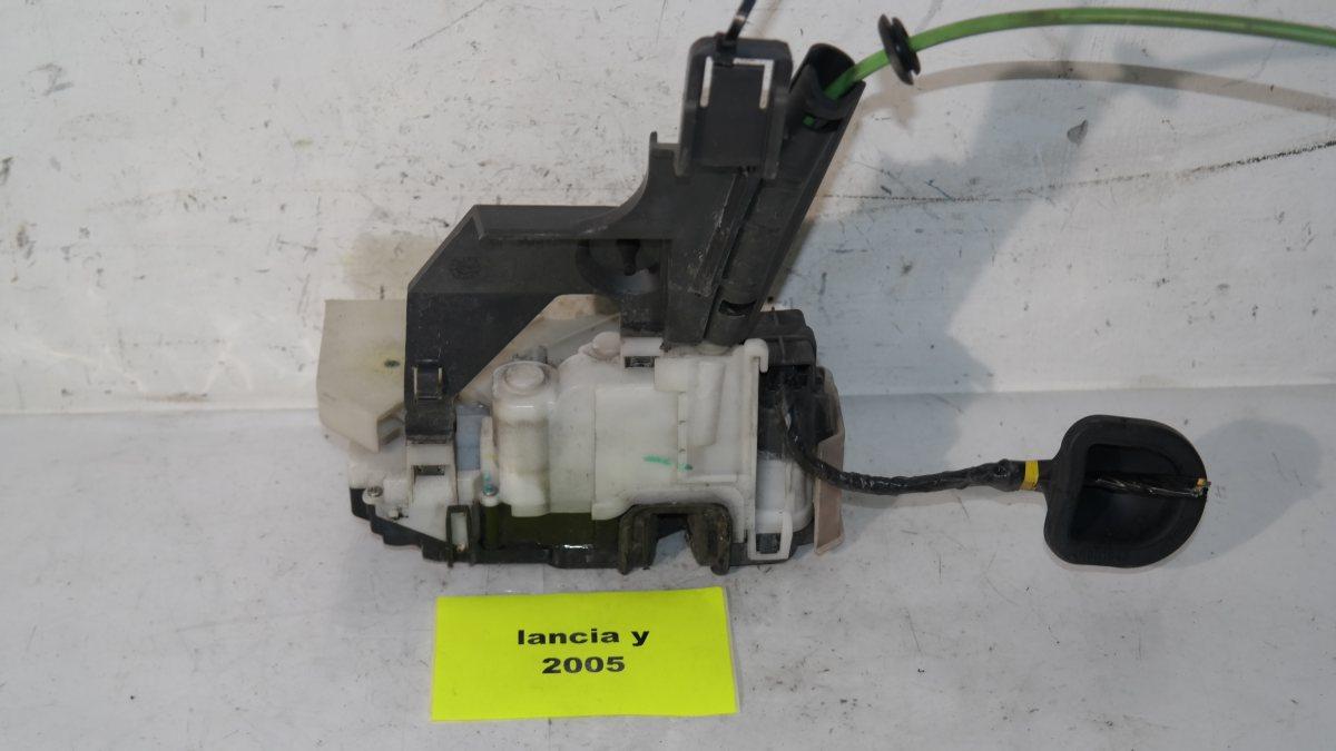 Lancia y chiusura porta dx