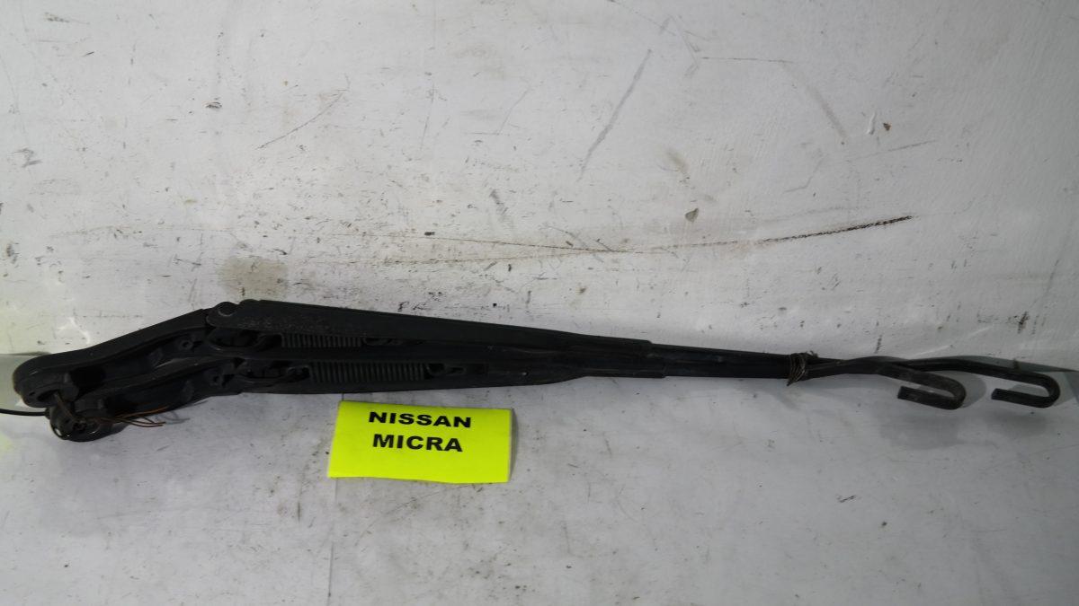 Nissan micra braccia tergicristallo anteriori