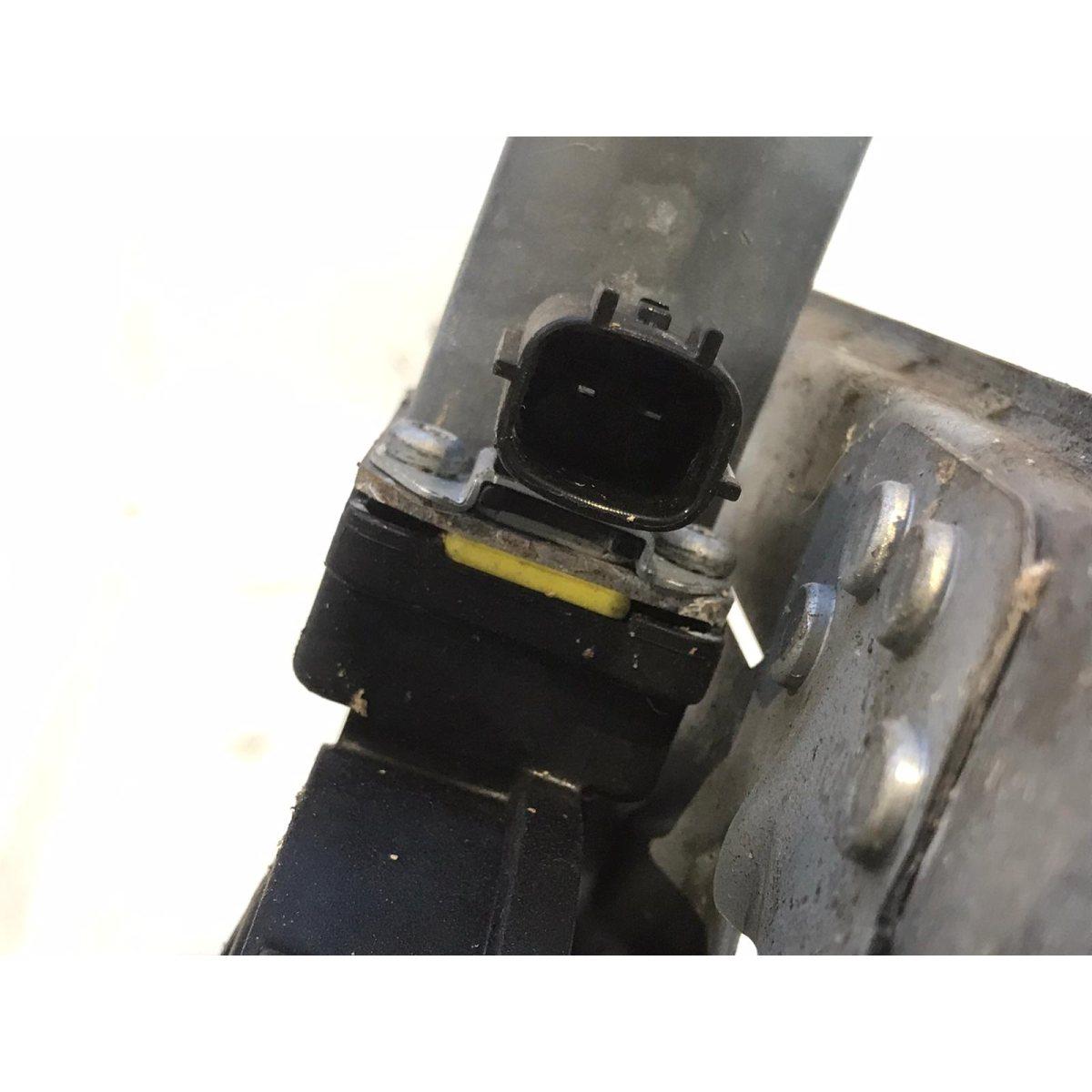 alzavetro post dx dacia logan mcv 2020