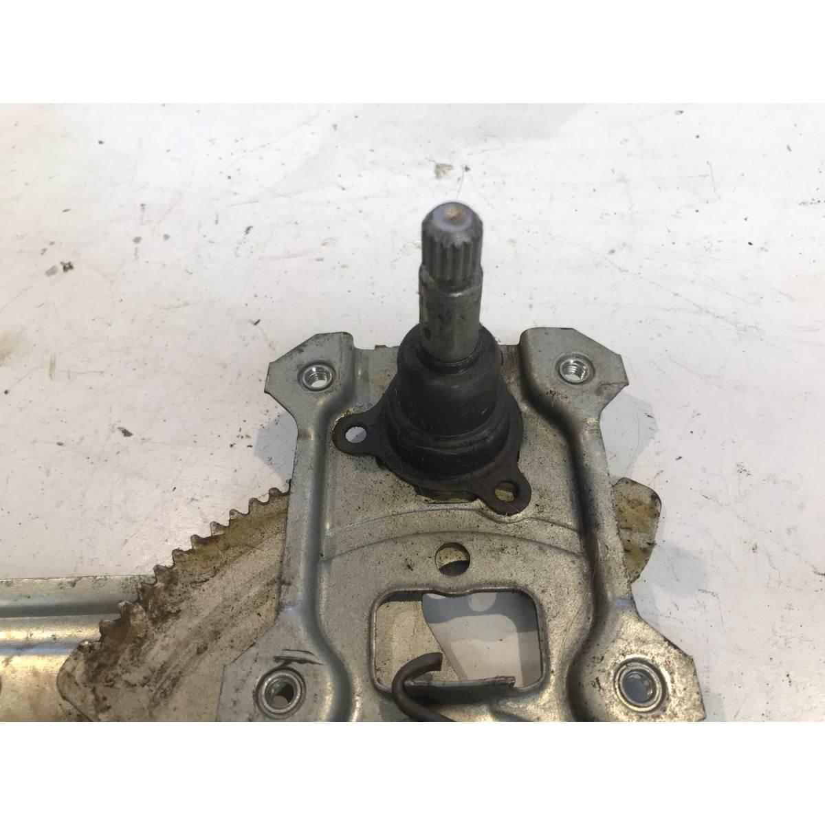 alzavetro post dx fiat sedici