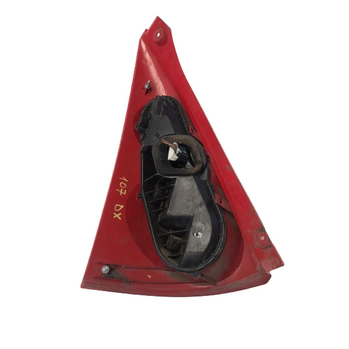 fanale dx peugeot 107 6351x6