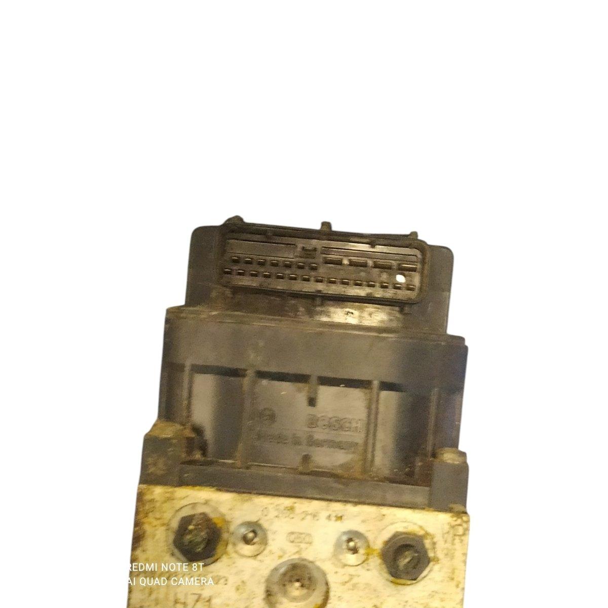 pompa abs volkswagen passat 2005 80614111<br /><br />