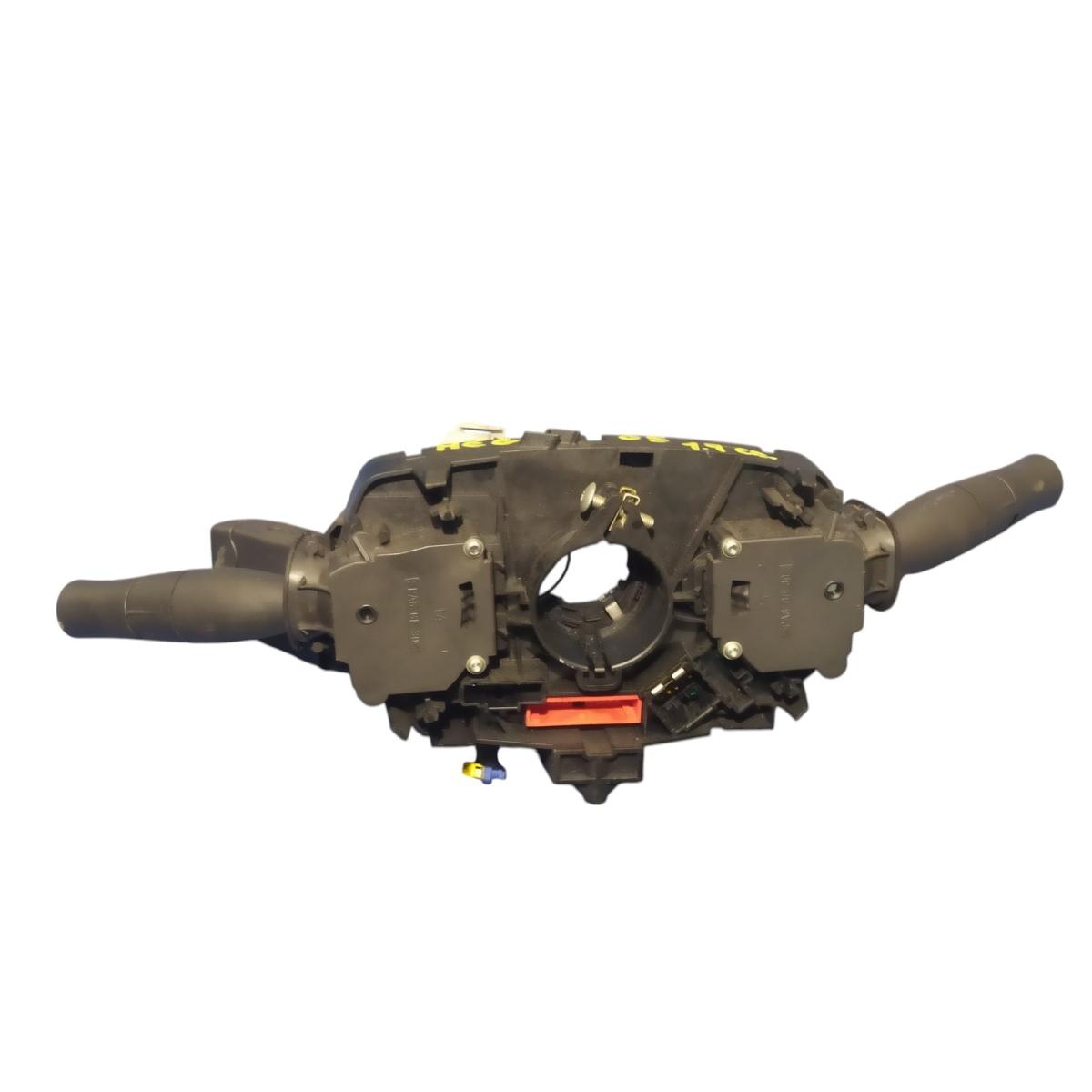 Devialuce renault megane 05 1.7 cdi 61835909