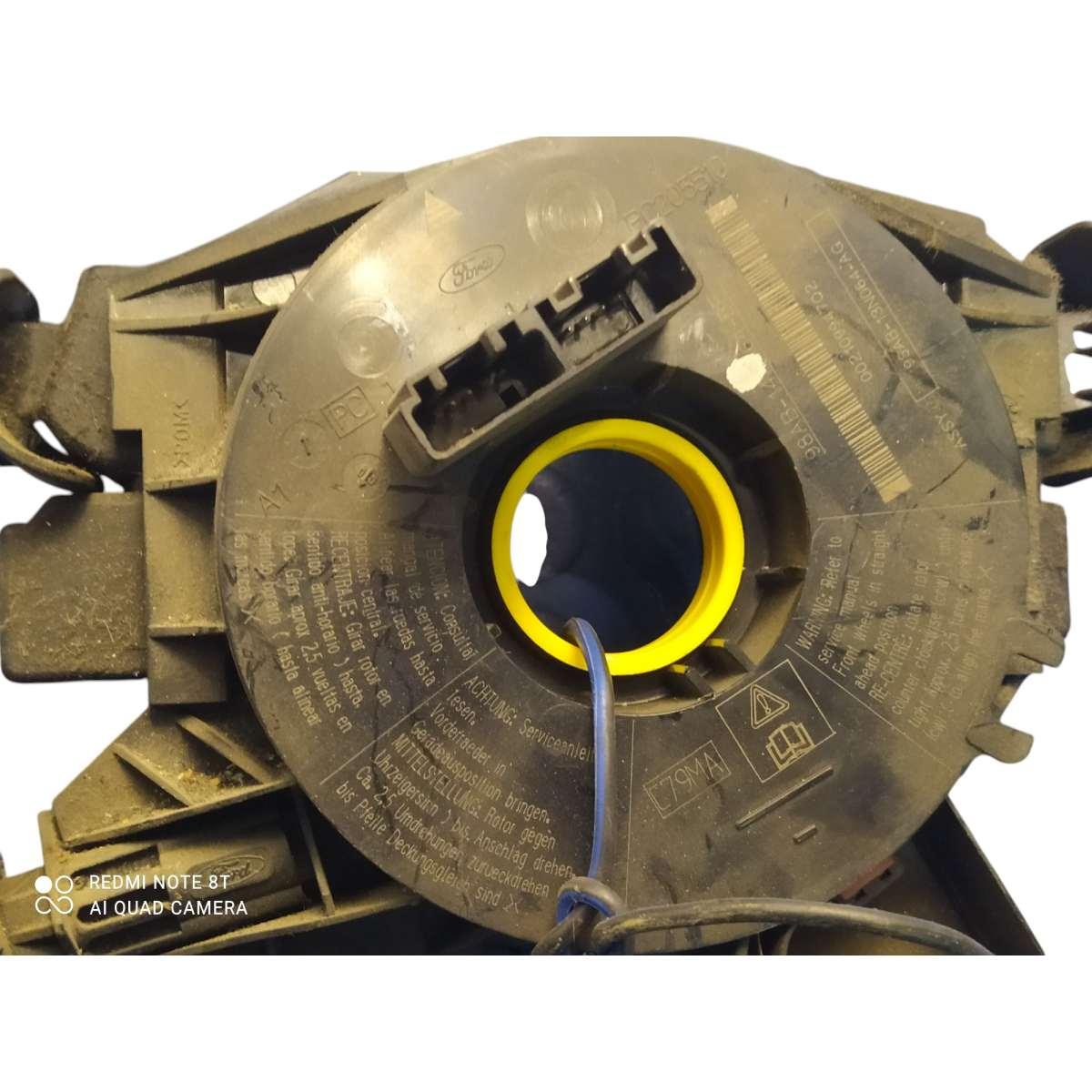 devialuci<br />FOrd focus 1 <br />98Ab13n064ag<br />